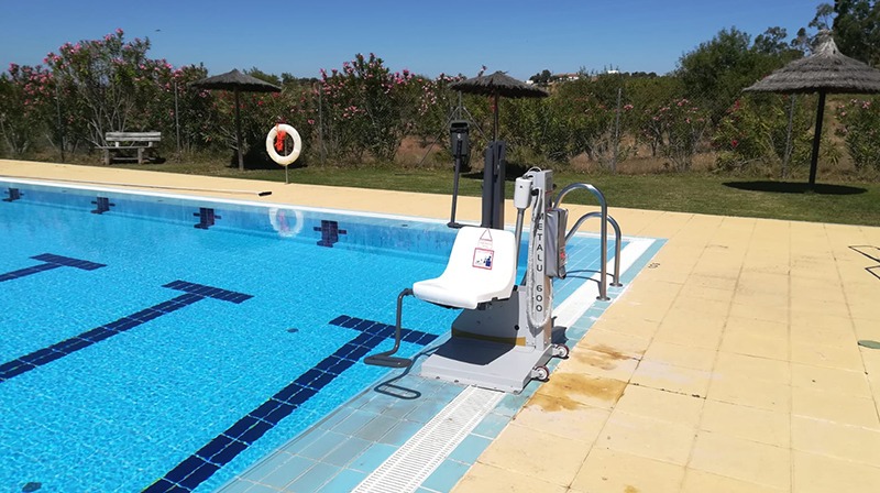 Grúa Piscina M600